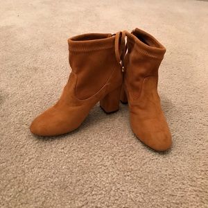 Women’s Faux Suede Heeled Booties